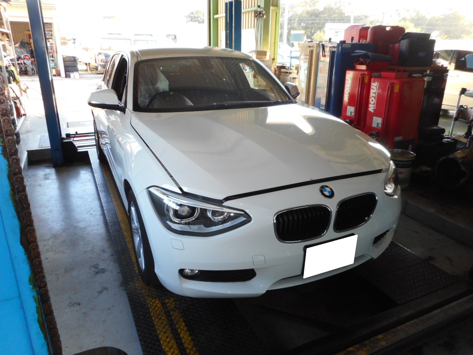 M様、BMW 1シリーズ、車検整備。