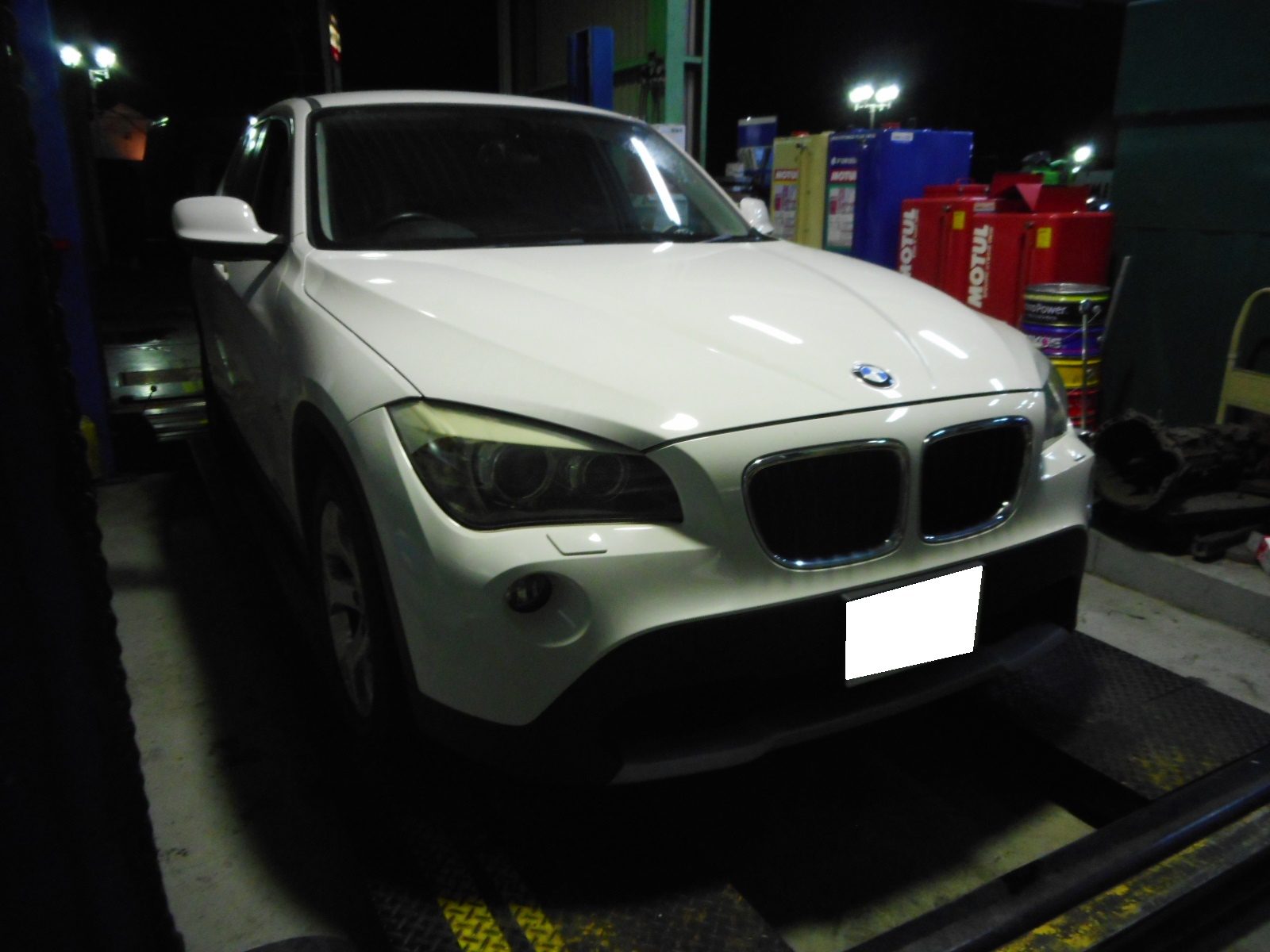 K様・BMW　X1、車検整備。