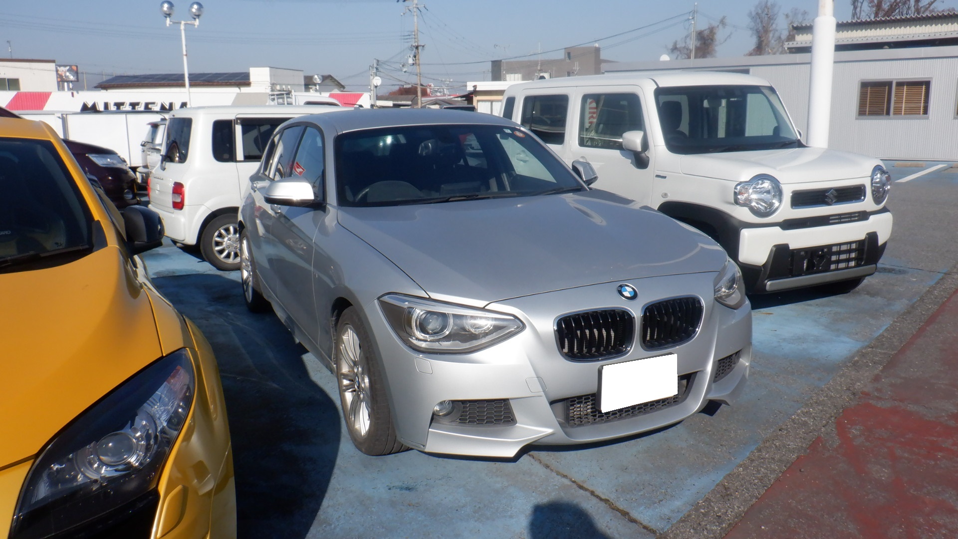 BMW1、車検整備。